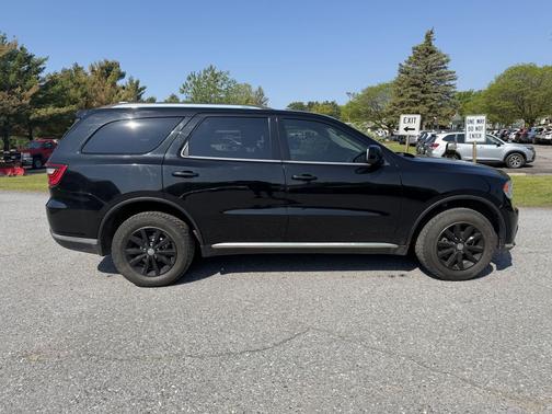 DB Black Clearcoat 2018 Dodge Durango SXT