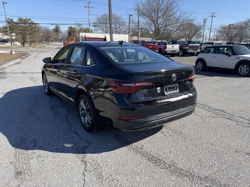 2023 Volkswagen Jetta 1.5T SE