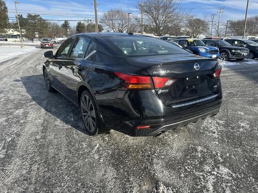 2020 Nissan Altima SR Intelligent AWD