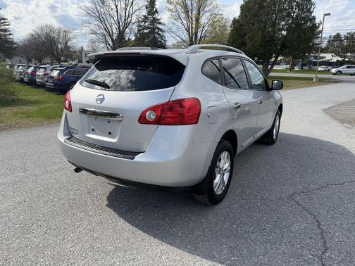 Brilliant Silver 2015 Nissan Rogue Select S