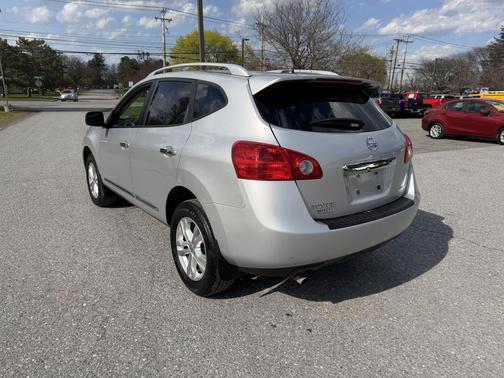 Brilliant Silver 2015 Nissan Rogue Select S