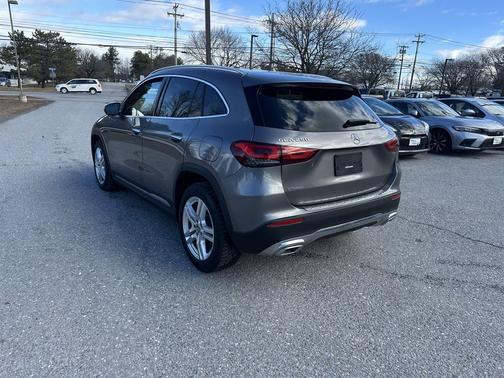 2021 Mercedes-Benz GLA 250 Base 4MATIC