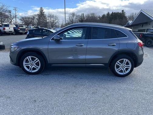 2021 Mercedes-Benz GLA 250 Base 4MATIC