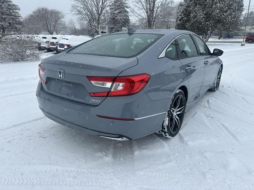 2021 Honda Accord Hybrid Touring