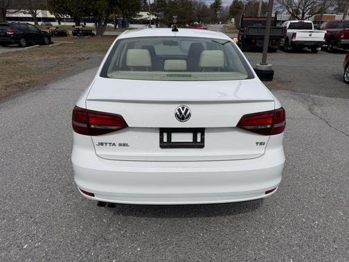 2016 Volkswagen Jetta 1.8T SEL