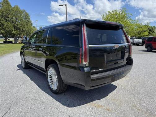 2017 Cadillac Escalade ESV Platinum