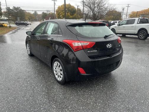 2016 Hyundai Elantra GT Base