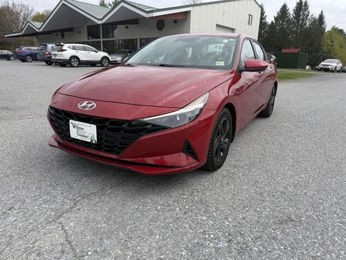 Scarlet Red Pearl 2021 Hyundai ELANTRA SEL