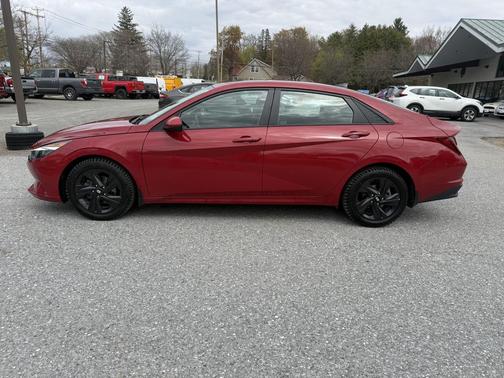 Scarlet Red Pearl 2021 Hyundai ELANTRA SEL