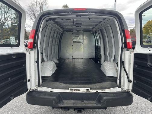 2020 GMC Savana 2500 Work Van