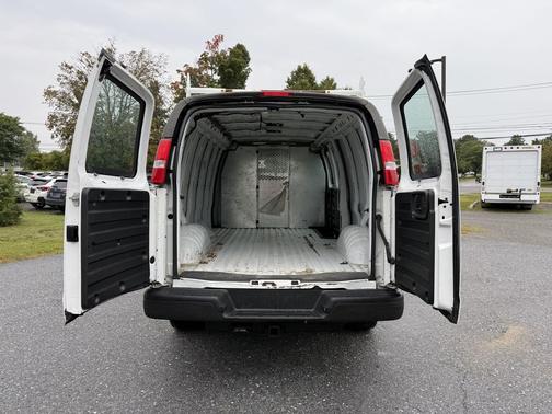 2020 GMC Savana 2500 Work Van