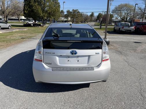 Classic Silver Metallic 2010 Toyota Prius II