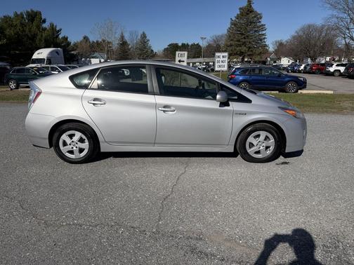Classic Silver Metallic 2010 Toyota Prius II