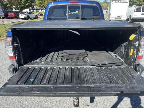 2015 Toyota Tacoma Base