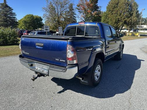 2015 Toyota Tacoma Base