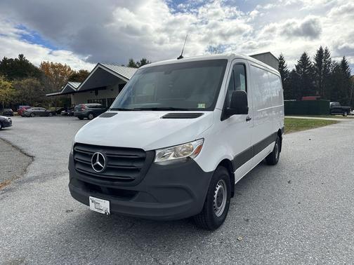 2022 Mercedes-Benz Sprinter 2500 Standard Roof