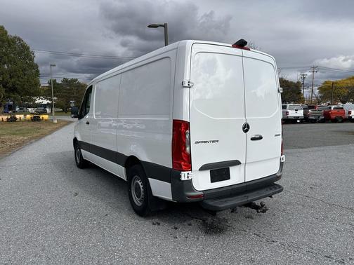2022 Mercedes-Benz Sprinter 2500 Standard Roof