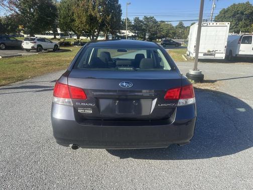 2011 Subaru Legacy Premium