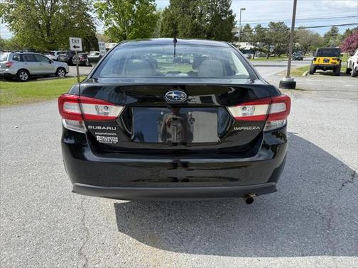 2019 Subaru Impreza 2.0i