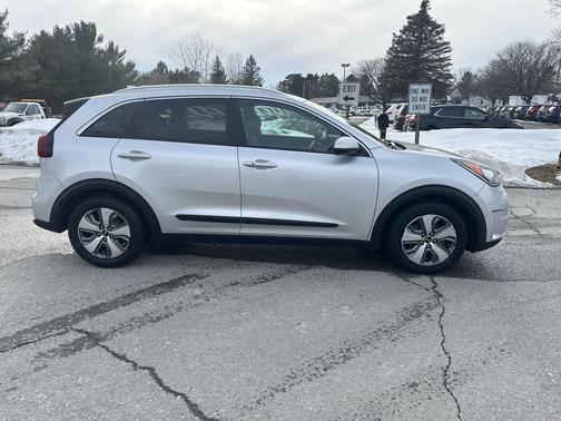 2019 Kia Niro LX