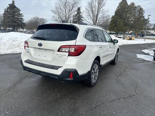 2018 Subaru Outback 3.6R Touring