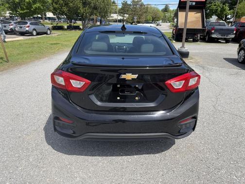 Mosaic Black Metallic 2016 Chevrolet Cruze LT Auto