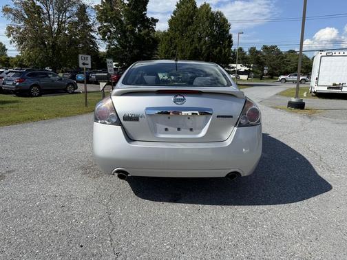 2011 Nissan Altima Hybrid 4dr Sdn I4 eCVT Hybrid