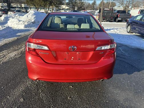 2012 Toyota Camry LE