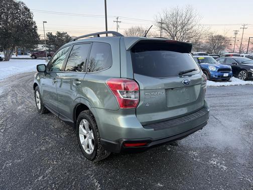 2014 Subaru Forester 2.5i Touring