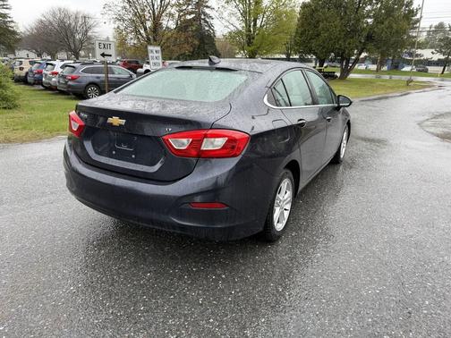 Tungsten Metallic 2016 Chevrolet Cruze LT Auto