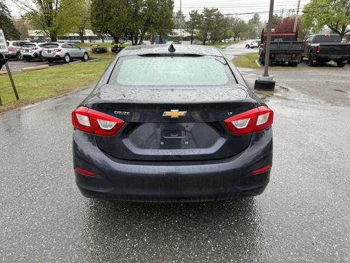 Tungsten Metallic 2016 Chevrolet Cruze LT Auto