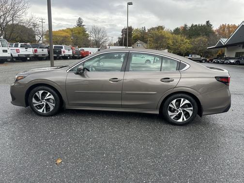 2022 Subaru Legacy Premium