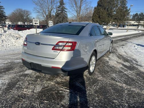 2013 Ford Taurus SEL