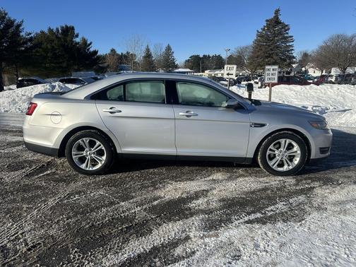 2013 Ford Taurus SEL