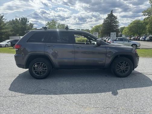 2016 Jeep Grand Cherokee 75th Anniversary