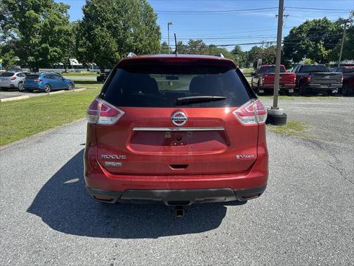 2016 Nissan Rogue SV