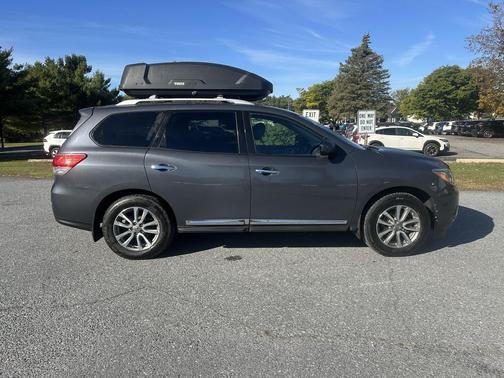 2013 Nissan Pathfinder SL