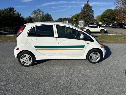 2012 Mitsubishi i-MiEV ES