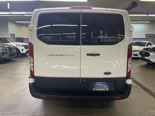 2023 Ford Transit-250 