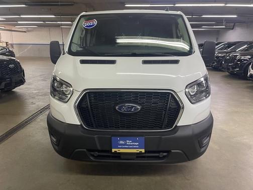 2023 Ford Transit-250 