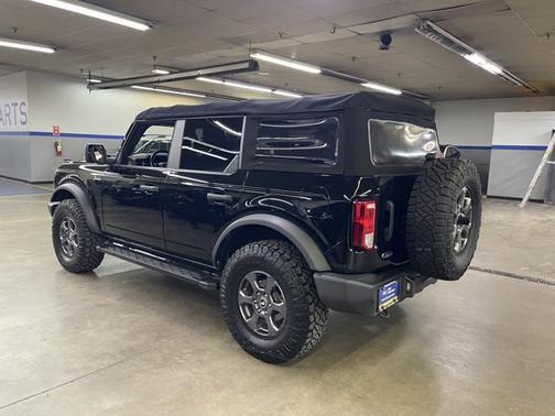 2021 Ford Bronco 