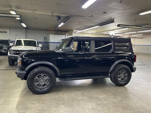 2021 Ford Bronco 