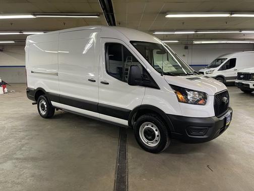 OXFORD WHITE 2024 Ford Transit-250 148 WB MEDIUM ROOF CARGO