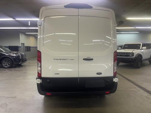 2024 Ford Transit-250 148 WB MEDIUM ROOF CARGO