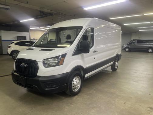 2024 Ford Transit-250 148 WB MEDIUM ROOF CARGO
