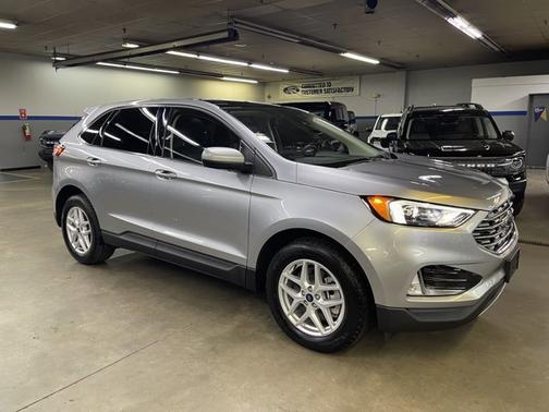 2022 Ford Edge 