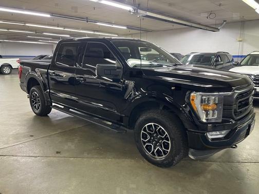 AGATE BLACK METALLIC 2023 Ford F-150