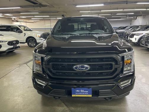 AGATE BLACK METALLIC 2023 Ford F-150