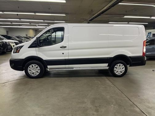 2023 Ford Transit-250 