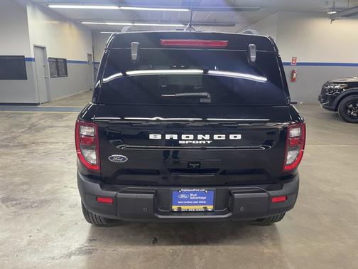 SHADOW BLACK 2025 Ford Bronco Sport OUTER BANKS